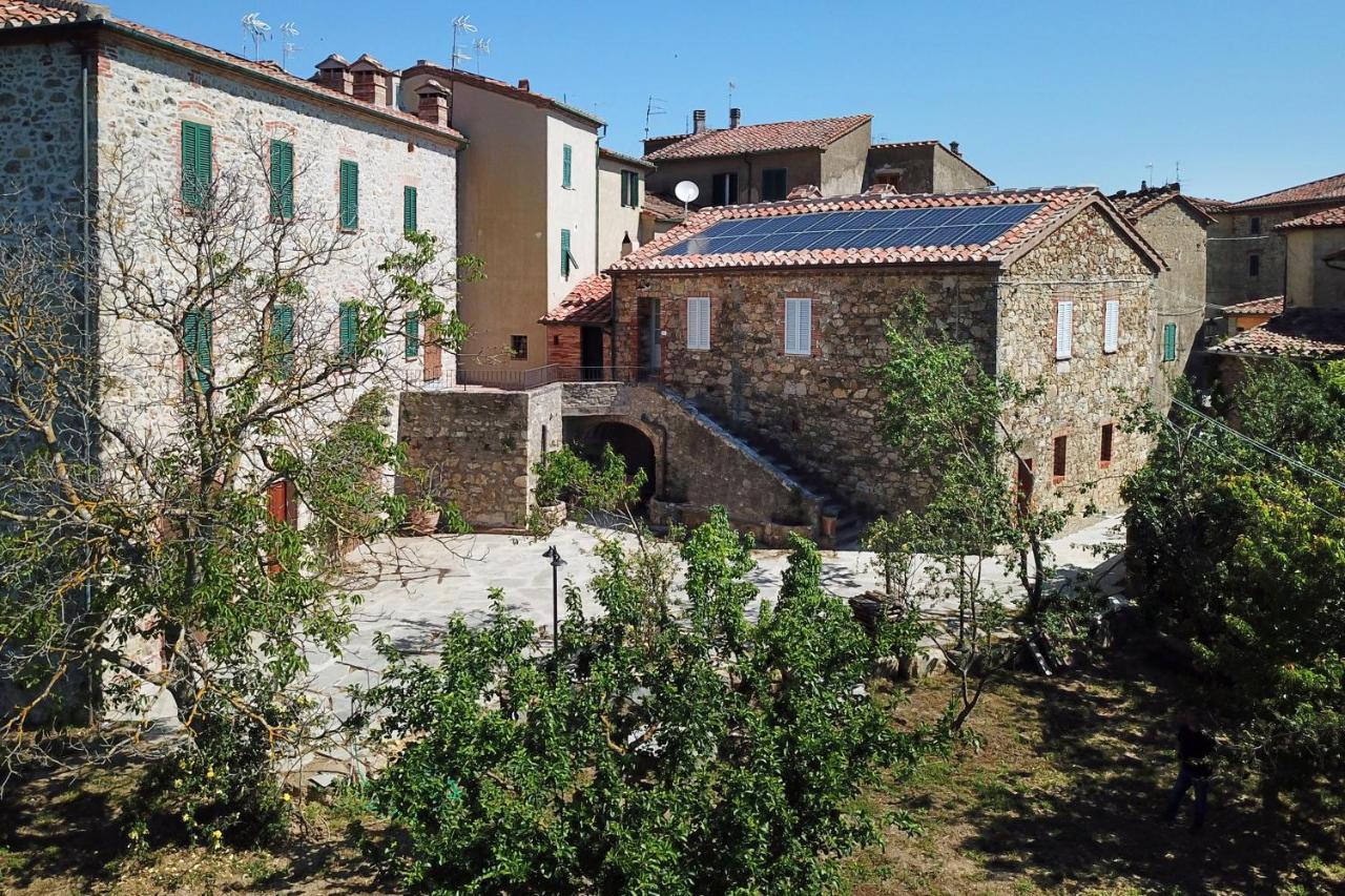 Agriturismo La Via Dell'Oliviera Ciciano ภายนอก รูปภาพ