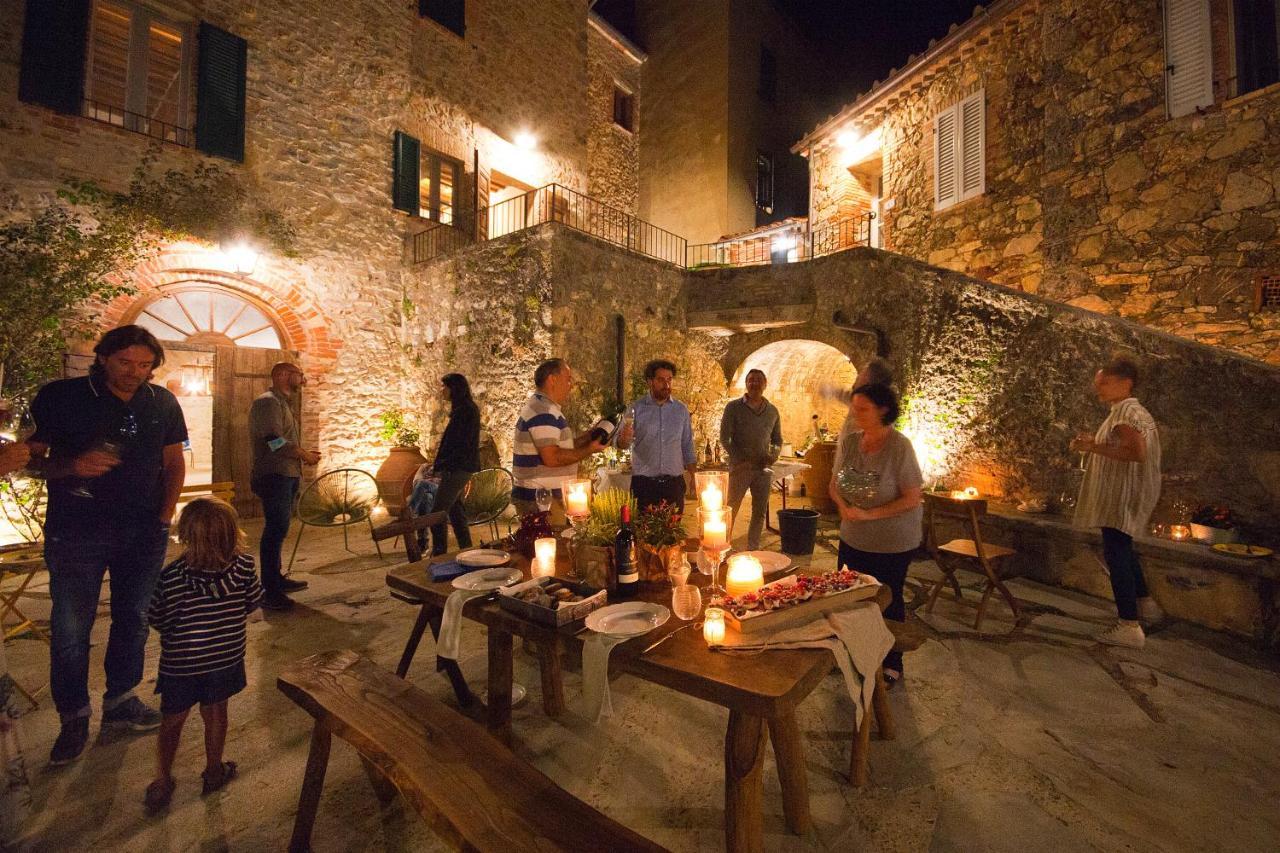 Agriturismo La Via Dell'Oliviera Ciciano ภายนอก รูปภาพ
