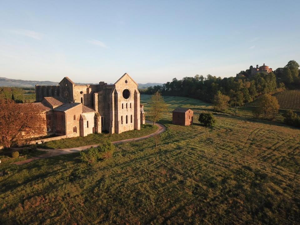 Agriturismo La Via Dell'Oliviera Ciciano ภายนอก รูปภาพ